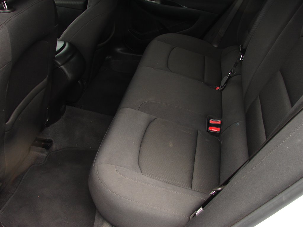 2022 Chevrolet Malibu LS photo 10
