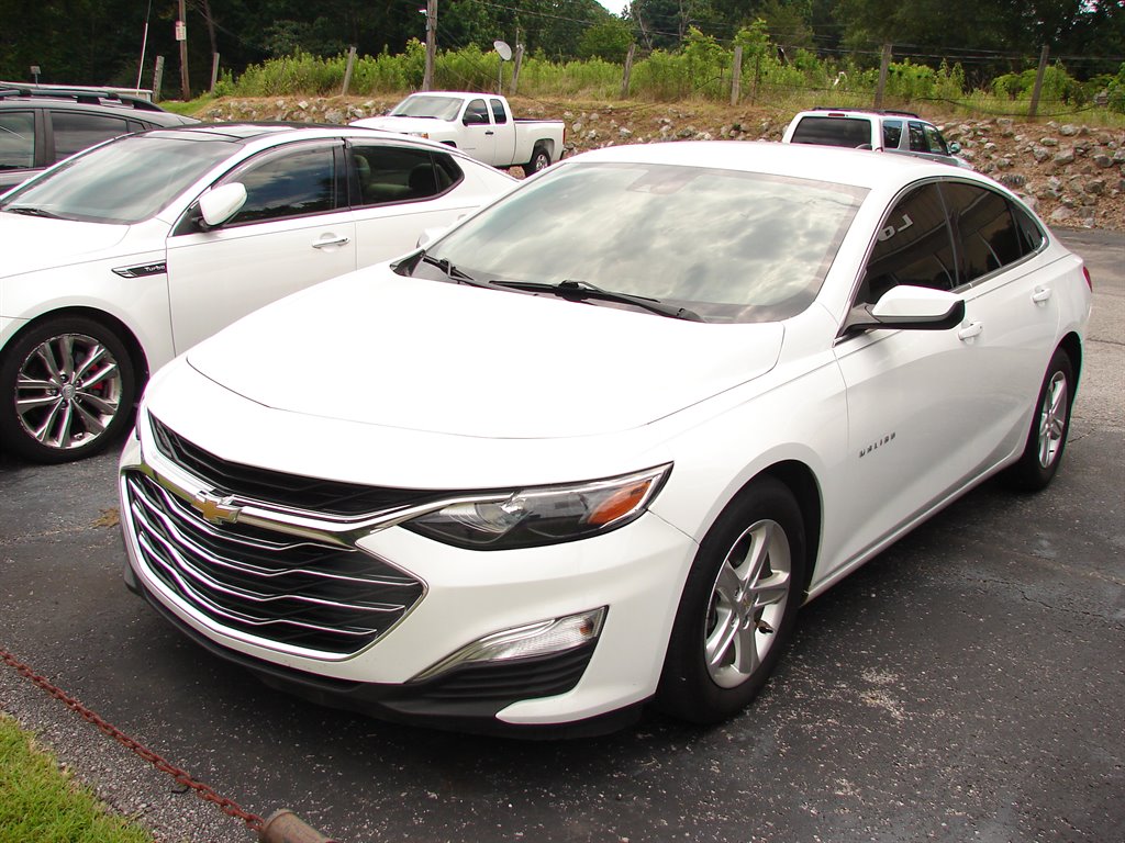 2022 Chevrolet Malibu 1FL's photo